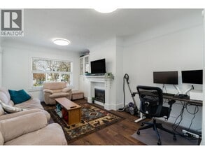 28XX W 6th Ave in Vancouver, BC - Building Photo - Building Photo