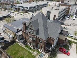 708-714 N 26th St/2532-2534 W Wisconsin Ave. (17 Units) in Milwaukee, WI - Building Photo - Interior Photo