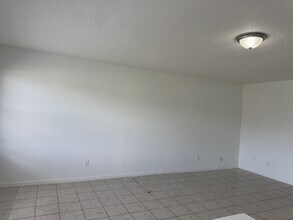 710 NW Airoso Blvd in Port St. Lucie, FL - Building Photo - Building Photo