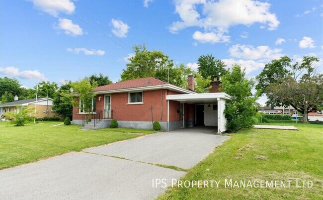 21 Parkdale Dr in Belleville, ON - Building Photo - Building Photo