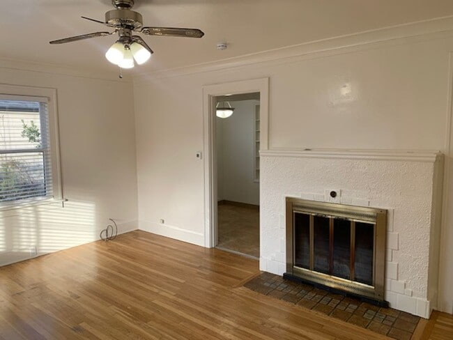 7114 N Commercial Ave in Portland, OR - Building Photo - Building Photo