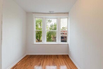 6239 S Honore St in Chicago, IL - Foto de edificio - Building Photo