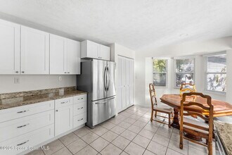 247 Saldon Ln in Cocoa, FL - Building Photo - Building Photo