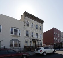 272 Stagg St Apartments