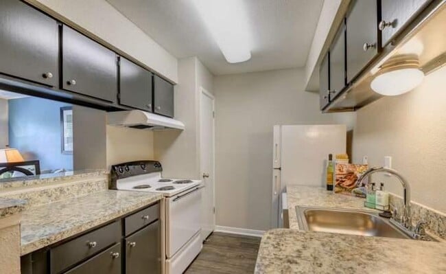 property at 2100 Tannehill Dr