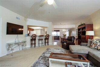 5895 Chanteclair Dr in Naples, FL - Building Photo - Building Photo