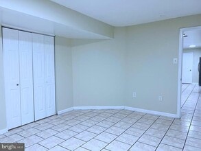 8186 Paper Birch Dr in Lorton, VA - Building Photo - Building Photo