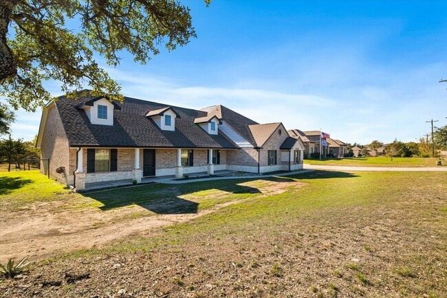3511 J E Woody Rd in Springtown, TX - Building Photo - Building Photo