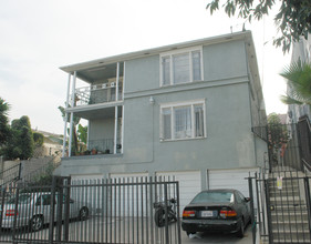 220-224 S Bonnie Brae St in Los Angeles, CA - Building Photo - Building Photo