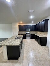 2004 Windsor Farms Dr in Denton, TX - Building Photo - Building Photo