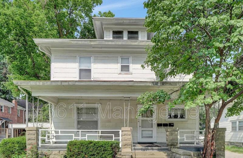 1727 S 13th St in Lincoln, NE - Foto de edificio