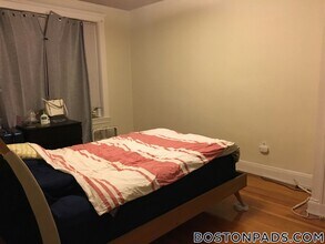 88 Maple St in Malden, MA - Foto de edificio - Building Photo