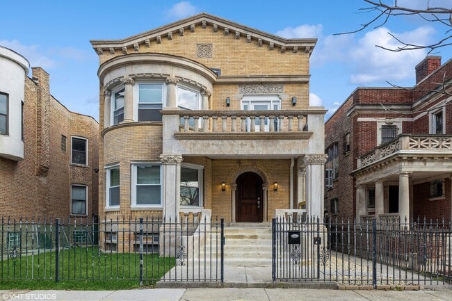 property at 5353 S Michigan Ave