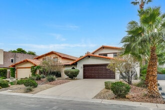 945 Vegas Valley Dr in Las Vegas, NV - Foto de edificio - Building Photo