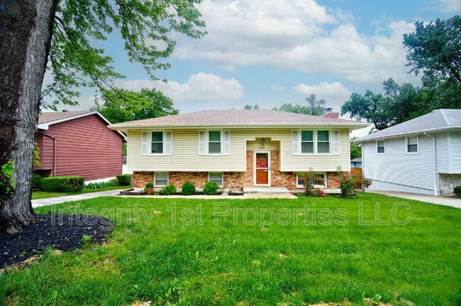 property at 6910 NW Belvidere Pkwy