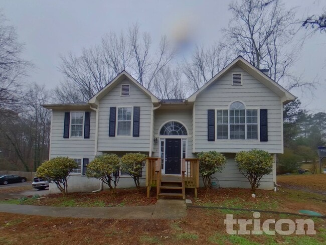 property at 3639 Landing Ct