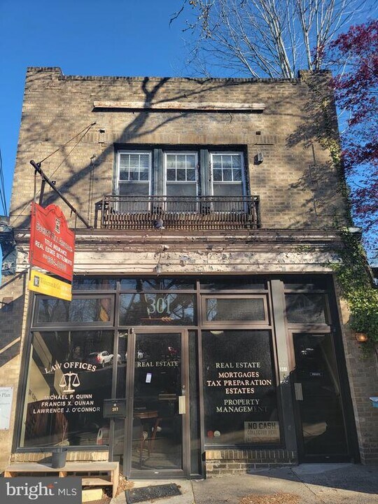 301 Haverford Ave in Narberth, PA - Building Photo
