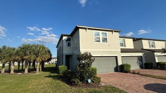 1061 Desert Candle Dr in Ocoee, FL - Building Photo