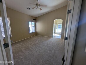 651 W Sonatina Ln in Oro Valley, AZ - Building Photo - Building Photo