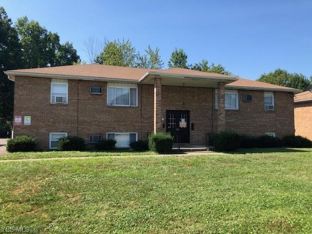 831 Moyer Ave-Unit -2 in Youngstown, OH - Building Photo - Building Photo