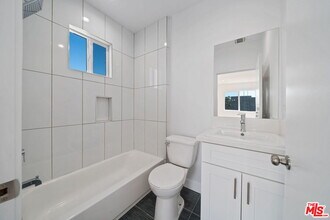 6338 Beck Ave in Los Angeles, CA - Building Photo - Building Photo