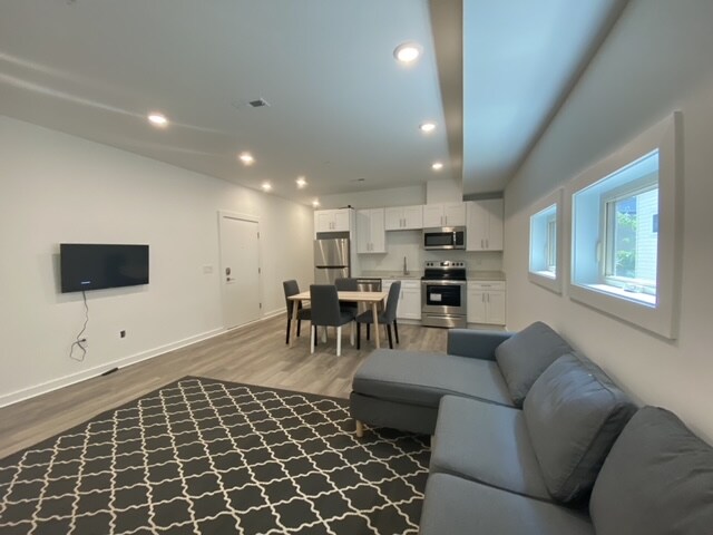 317 N 41st St-Unit -2 in Philadelphia, PA - Building Photo