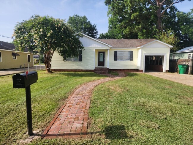 property at 515 Ledoux St