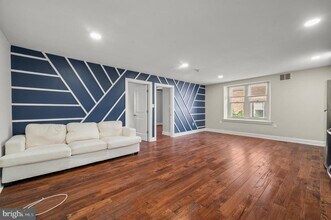 840 W Lancaster Ave in Bryn Mawr, PA - Building Photo - Building Photo