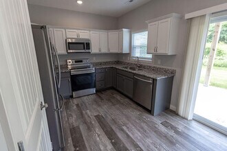 2801 Amberwood court in Columbia, MO - Building Photo - Building Photo