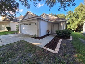 2608 Golden Antler Ln in Lutz, FL - Building Photo