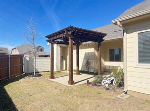 1029 Crockett St in Krugerville, TX - Building Photo - Building Photo