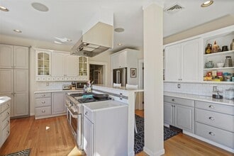 217 Lafayette Ave in Cortlandt, NY - Building Photo - Building Photo