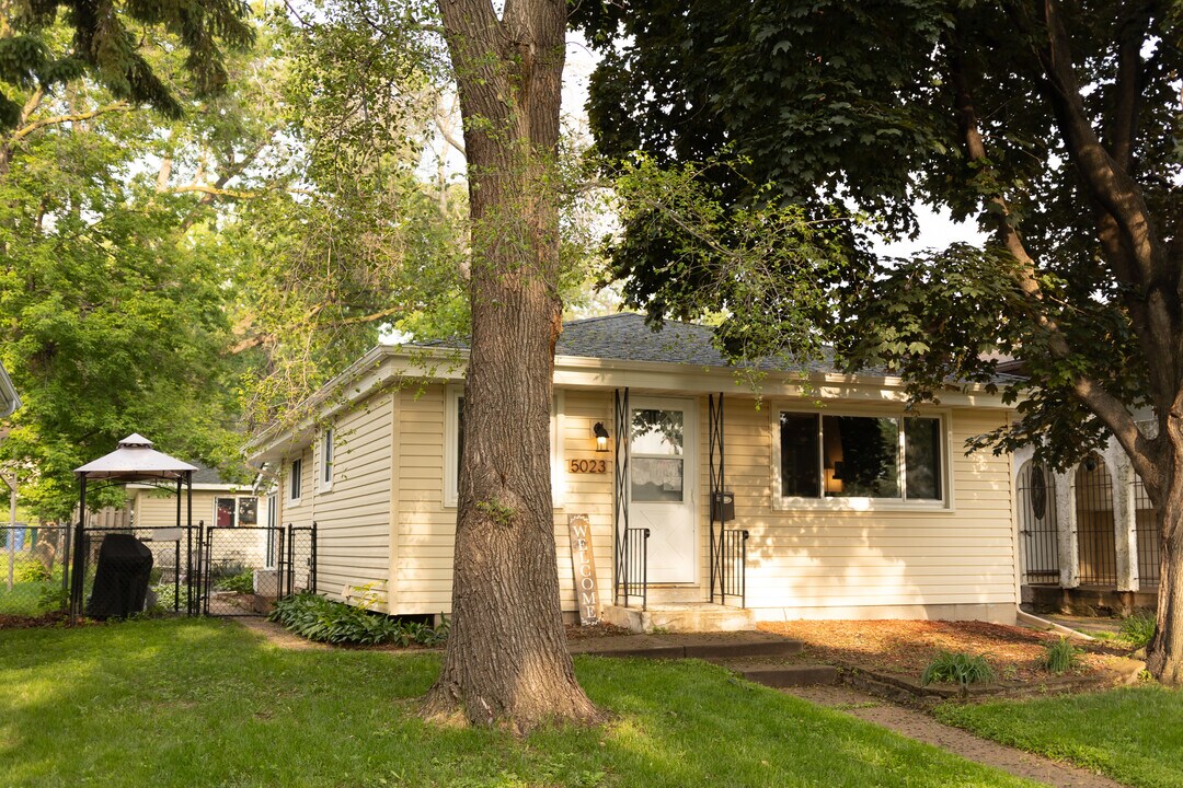5023 5th St NE in Minneapolis, MN - Building Photo