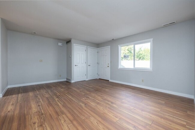 722 S Morain St in Kennewick, WA - Building Photo - Building Photo