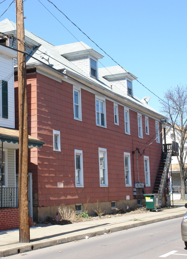 539 Arch St in Sunbury, PA - Foto de edificio - Building Photo