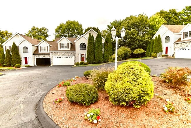 172 Edgehill Rd in Norwood, MA - Building Photo - Building Photo