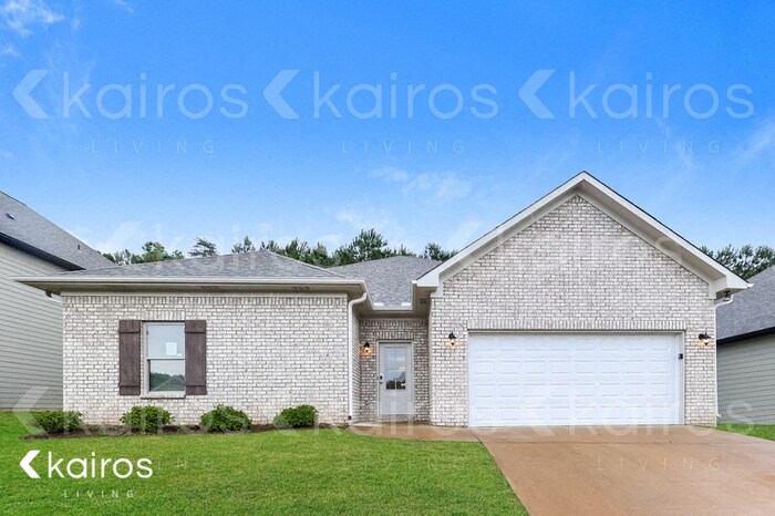 11455 Crimson Ridge Rd in Brookwood, AL - Foto de edificio