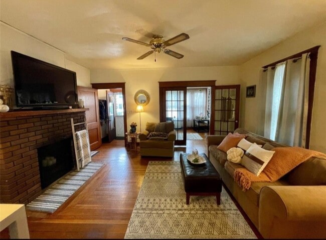 140 1/2 Crestmont Rd in Binghamton, NY - Building Photo - Building Photo