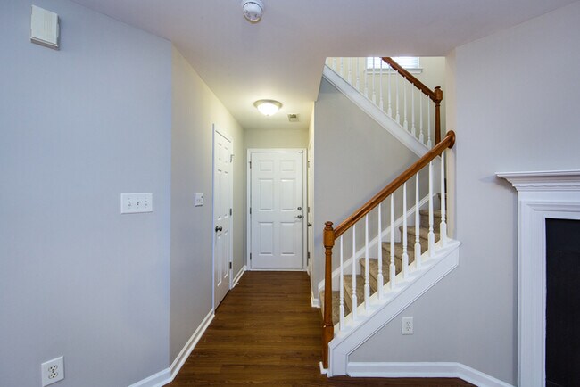 10420 Haddington Dr in Charlotte, NC - Building Photo - Building Photo