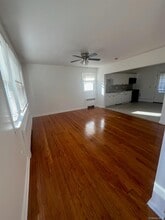 117 Blydenburgh Ave in Smithtown, NY - Building Photo - Building Photo