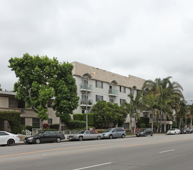 Woodman Ave Apartments in Sherman Oaks, CA - Foto de edificio