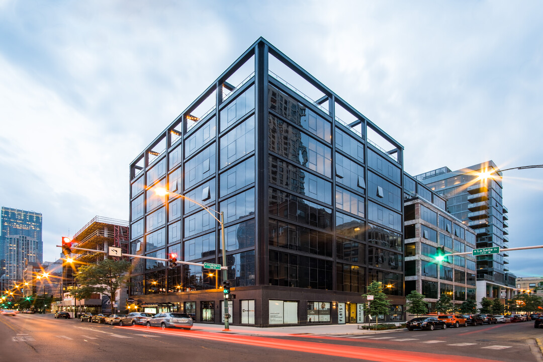 The Ardus in Chicago, IL - Foto de edificio