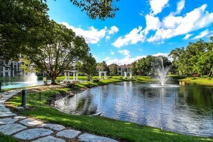 4301 Lizshire Ln in Orlando, FL - Building Photo