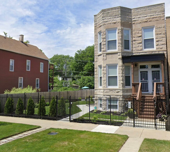 6420 S Saint Lawrence Ave, Unit Garden