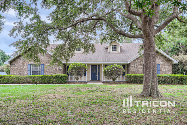 property at 5665 Olde Kings Ct