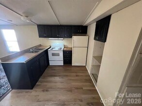 127 Dorchester Ln in Troutman, NC - Building Photo - Building Photo