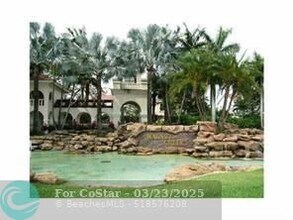 1898 NW 79th Way in Pembroke Pines, FL - Building Photo - Building Photo