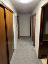 2938 NW 29th St in Corvallis, OR - Foto de edificio - Building Photo