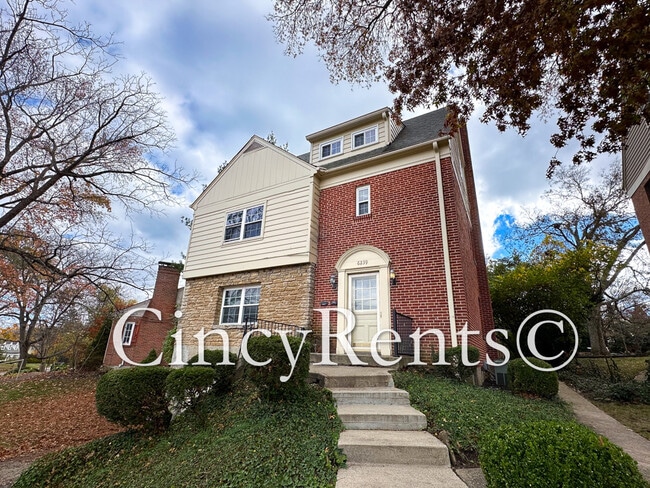property at 6239 Crestview Plz