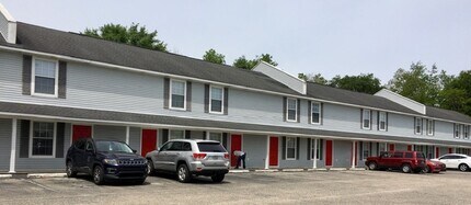 321 Trammell St, Unit #8 in Atmore, AL - Building Photo - Building Photo